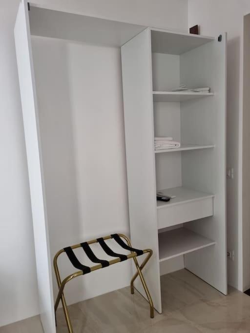 The Heritage- At Trevi Fountain- Apartment